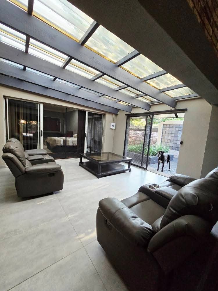 5 Bedroom Property for Sale in Irene Park North West